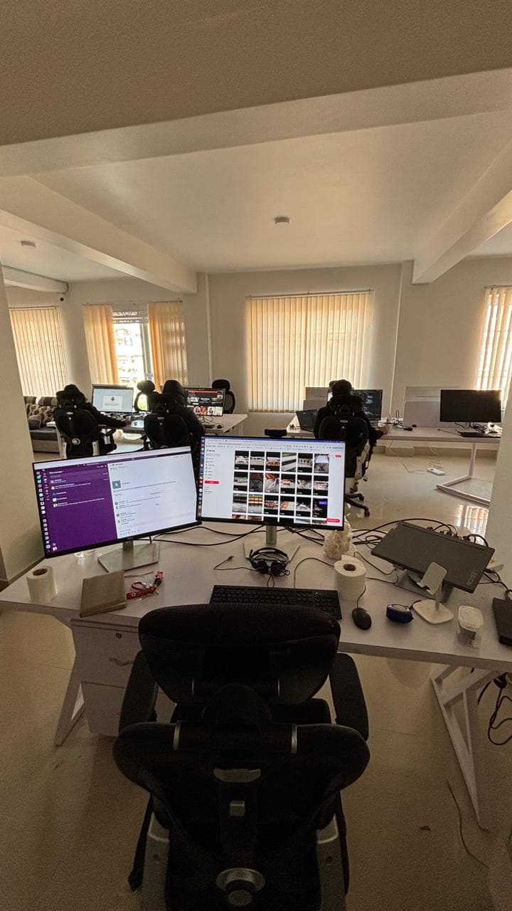 Contact Us - Top Tech Giants